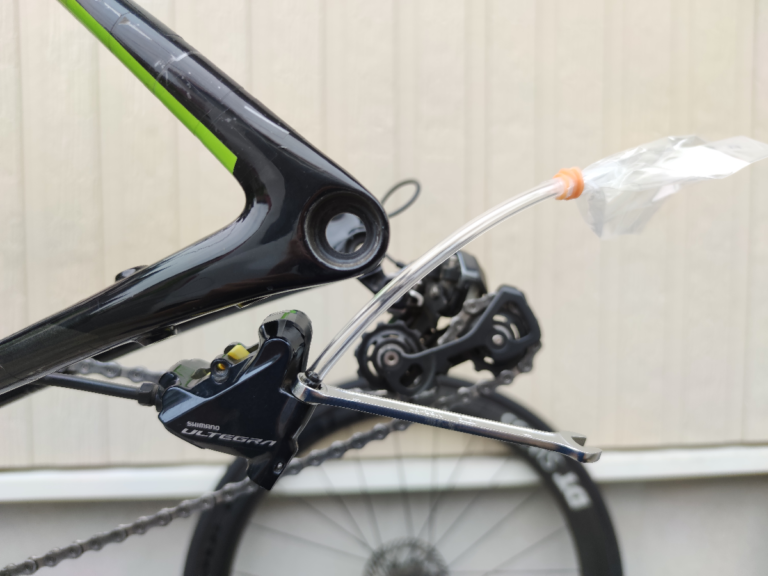 自転車 ブレーキ オイル