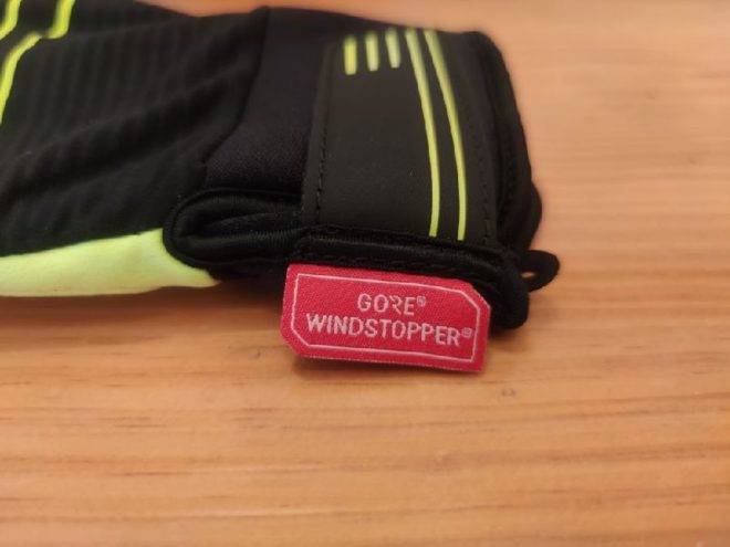 レビュー】冬の朝から昼までカバーするコスパ最強グローブ。シマノ INFINIUM Windstopper インサレーテッドグローブ |  自転車＆家つくり日記！